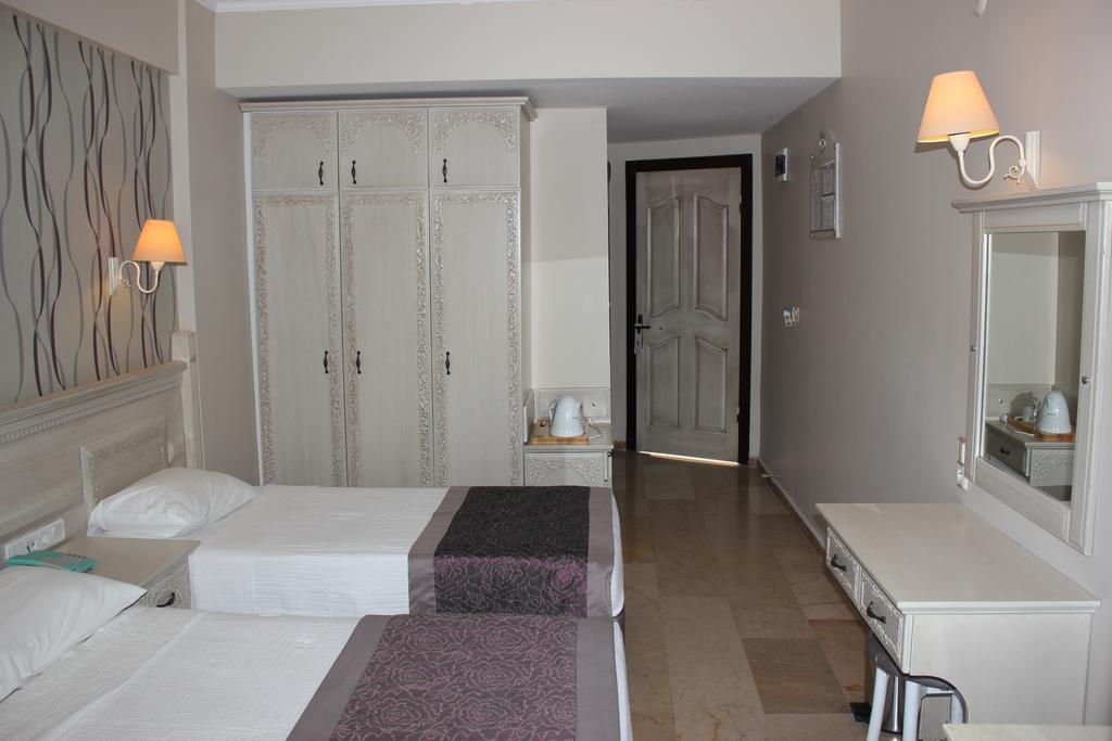 Bonjour Hotel Marmaris Rum bild